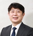 香取　幹氏